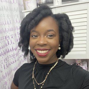 Meet your Posher, Kendra